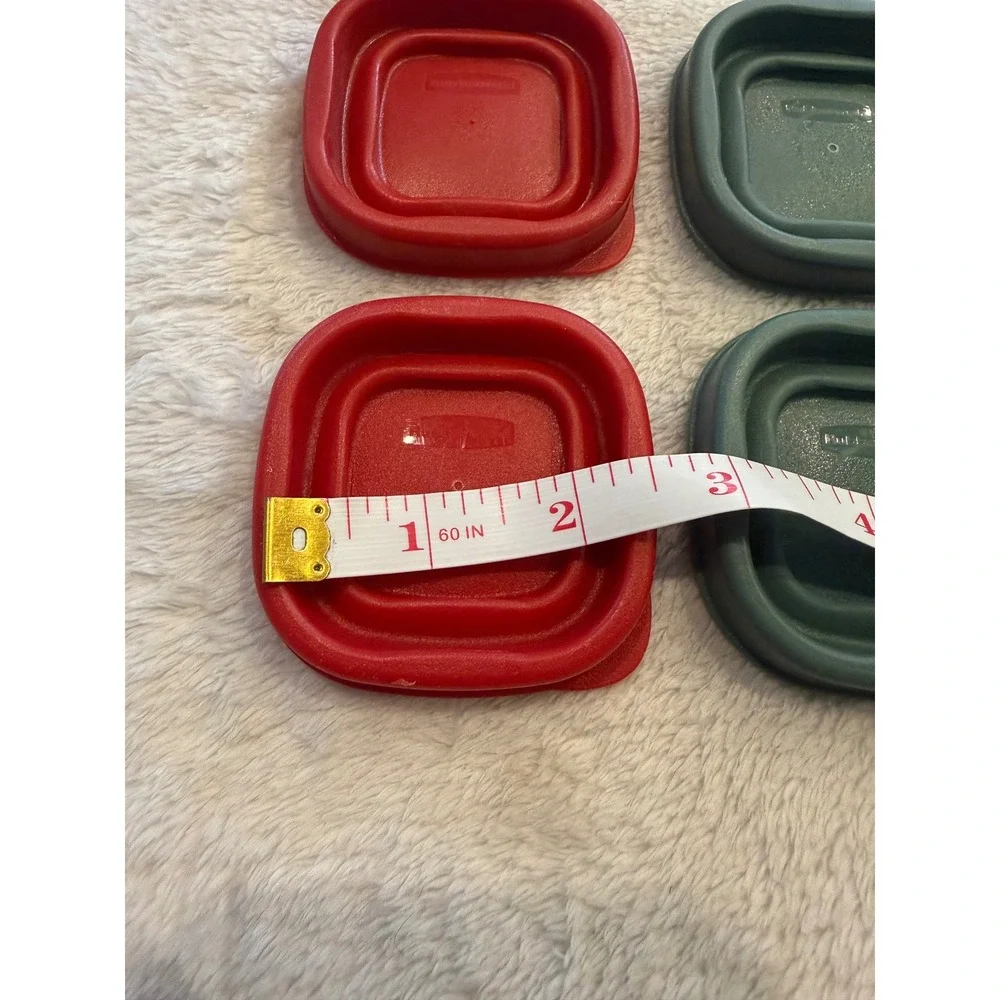 Rubbermaid TakeAlongs Small Square Replacement Lids Red Green 4 Pack 7J54